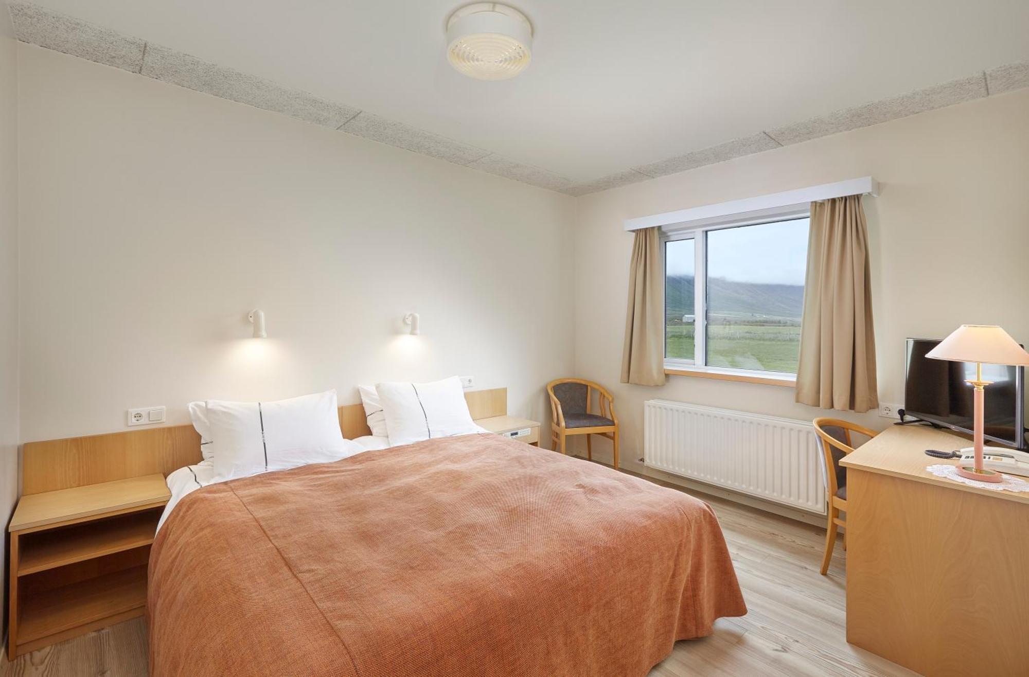 Hotel Tjarnir Storutjarnir Extérieur photo